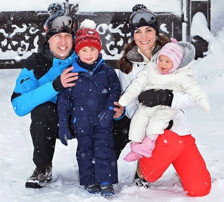 キャサリン妃 ウィリアム王子 Duke and Duchess of Cambridge 家族写真