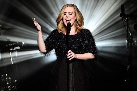 アデル　Adele