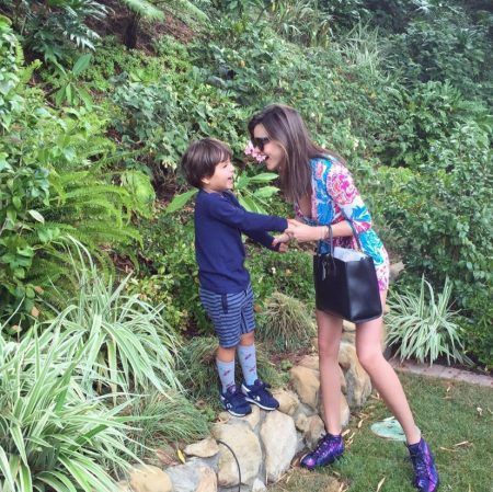 ミランダ・カー  Miranda Kerr 息子 フリン 子育て