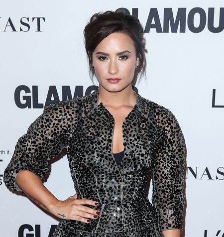 デミ・ロヴァート Demi Lovert クリスマスグッズ グッズ オフィシャルサイト 公式サイト ツリー用オーナメント デミのタトゥー