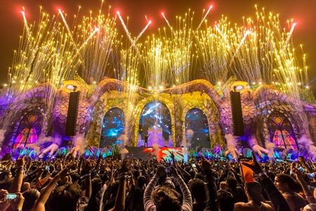 EDC エレクトロニック・デイジー・カーニバル 日本上陸 初開催 東アジア EDMフェス 世界最大級 4月29日 フェス マリンスタジアム