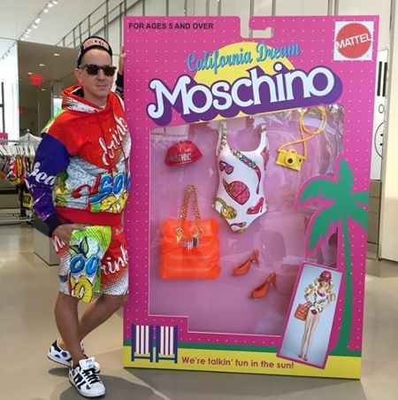 モスキーノ　Moschino　バービー人形　Barbie　コラボ　過去のコラボ集　ブラックバービー　ジェレミー・スコット　Jeremy Scott　着せ替えオブジェ