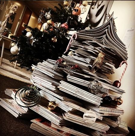 ブックツリー　Book Tree　クリスマスツリー　本　クリスマス　簡単　可愛い　ツリー　海外
