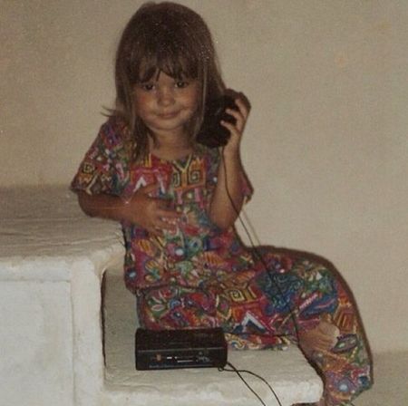 エミリー・ラタコウスキー　Emily Ratajkowski　幼少期　かわいい　今と変わらない　ナチュラルビューティ　モデル　女優　映画　ゴーンガール　