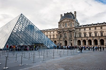 ルーヴル美術館