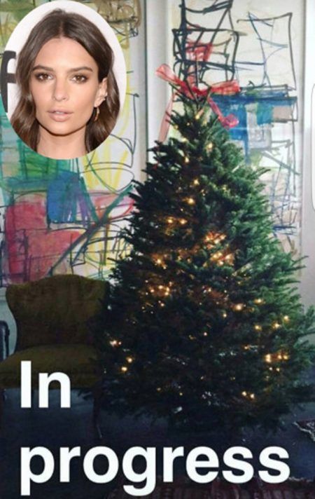 エミリー・ラタコウスキー　Emily Ratajkowski　クリスマスツリー　2016