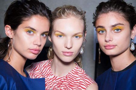 2017　春夏　コレクション　ランウェイ　アクセサリー　アシンメトリー　ピアス　テクニック　アクセ　Sportmax　スポーツマックス