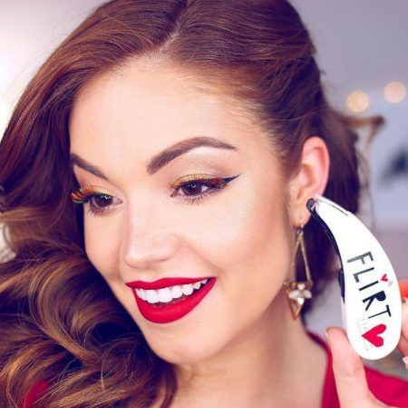 つけまつ毛ディスペンサー　Flirt Cosmetics
