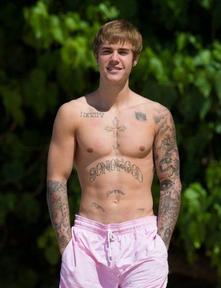 ジャスティン・ビーバー　Justin Bieber　ビーチバケーション　バルバドス