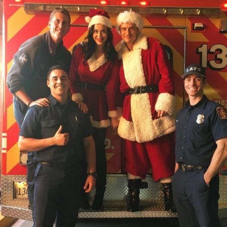 ケイティ・ペリー　オーランド・ブルーム　クリスマス　チャリティ　Katy Perry Orlando Bloom
