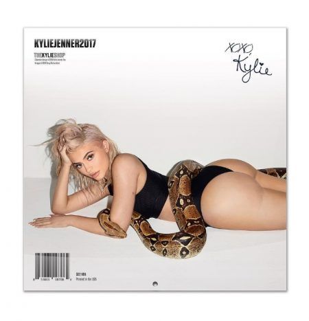 カイリー・ジェナー　Kylie Jenner 　カレンダー　2017