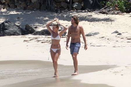 マーゴット・ロビー　トム・アッカーリー　Margot Robbie Tom Ackerley