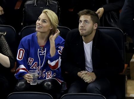 マーゴット・ロビー　トム・アッカーリー　Margot Robbie Tom Ackerley
