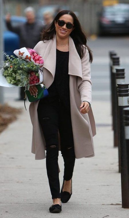 メーガン・マークル Meghan Markle Maya Brenner イニシャル ネックレス