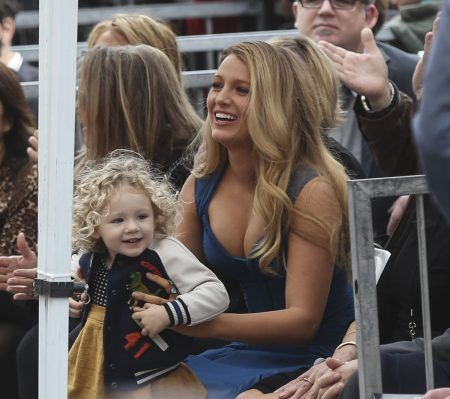 ライアン・レイノルズ　ブレイク・ライヴリー　ハリウッドの殿堂　Ryan Reynolds　Blake Lively　長女　ジェームズ　