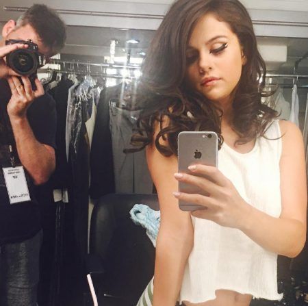 セレーナ・ゴメス Selena Gomez スマホ