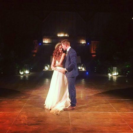トローヤン・ベリサリオ　ウェディング　Troian Bellisario　パトリック・J・アダムス　ファーストダンス　結婚式