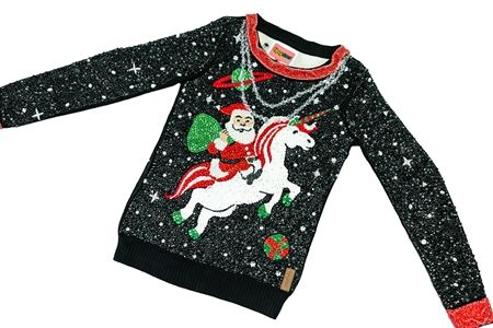 ティプシー・エルヴィス　Tipsy Elves　アグリーセーター　Ugly Sweater  330万円　スワロフスキー　2万4274個　驚愕の値段　ダサい　ダサいセーター　アメリカ　欧米　人気