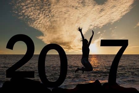 2017年日の出　海　2017年新年の抱負　アメリカの事情