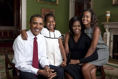 オバマ・ファミリー Obama Family　ホワイハウス　アメリカ大統領　人気　ミシェル・オバマ　マリア・オバマ　ナターシャ・オバマ　バラク・オバマ
