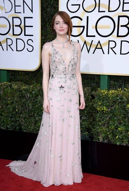 エマ・ストーン Emma Stone ゴールデングローブ賞 ティファニー Tiffany ジュエリー 人気 ネックレス 指輪 主演女優賞