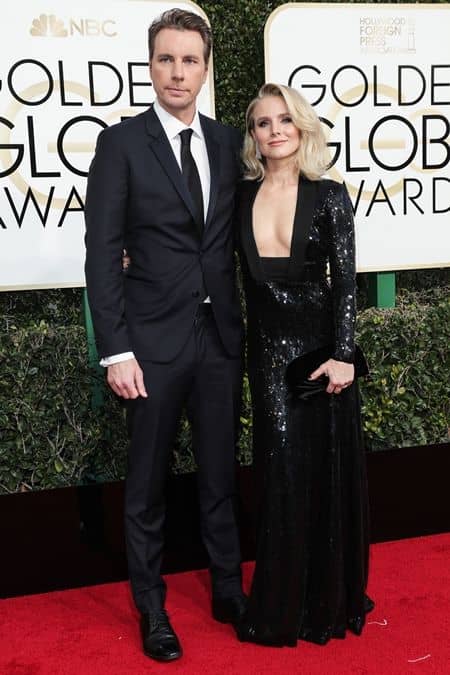 Kristen Bell クリスティン・ベル レッドカーペット 秘密 裏側 お尻パッド ドレス ゴールデン・グローブ賞 セレブ 女優 夫 Dax Shepard ダックス・シェパード