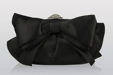 Judith Leiber　ジュディス·リーバー　クラッチバッグ　バッグ　可愛い　セレブ愛用　海外　レッドカーペット　おすすめ　サテン　リボン