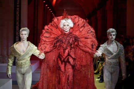 カルメン・デロリフィチェ Carmen Dell'Orefice 2017 クチュールコレクション ランウェイ グオ・ペイ Guo Pei
