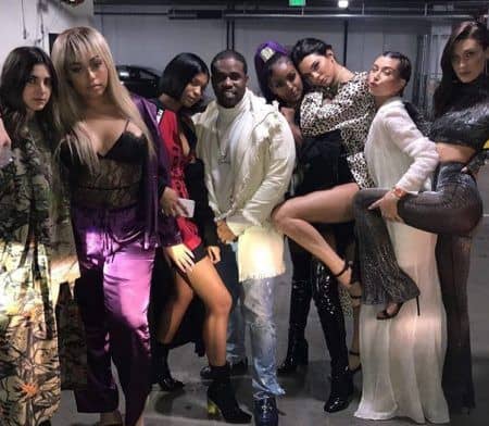 ケンダル・ジェナー　Kendall Jenner　ベラ・ハディッド　Bella Hadid 　ヘイリー・ボールドウィン　Hailey Baldwin 2017　年末年始　カウントダウン　パーティ　クラブ