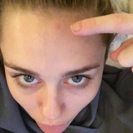 マイリー・サイラス 暴飲暴食によるニキビ セレブの正月太り解消法