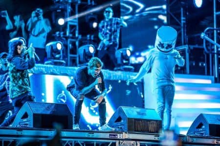 ジャスティン・ビーバー　Justin Bieber　2017　年越し　パフォーマンス　