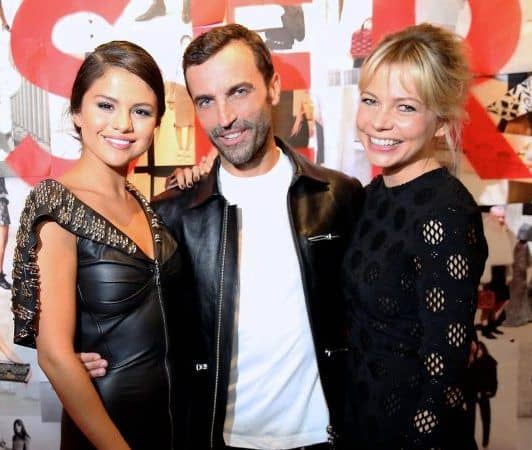 セレーナ・ゴメス　Selena Gomez　二コラ・ジェスキエール　Nicolas Ghesquiere ミシェル・ウィリアムズ　Michelle Williams　