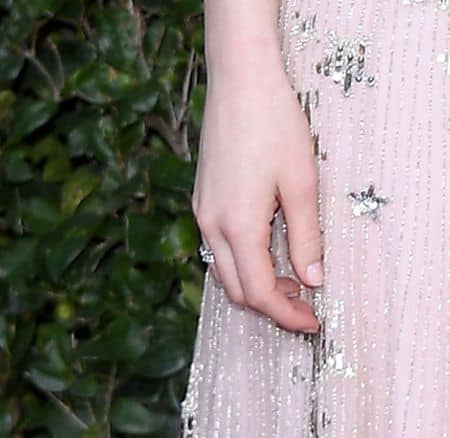 エマ・ストーン Emma Stone ゴールデングローブ賞 ティファニー Tiffany ジュエリー 人気 ネックレス 指輪 主演女優賞