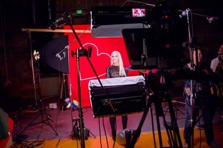 グウェン・ステファニー　Gwen Stefani 　レブロン　Revlon　グローバルアンバサダー　キャンペーン　グラミー受賞　シンガー　イメージモデル　
