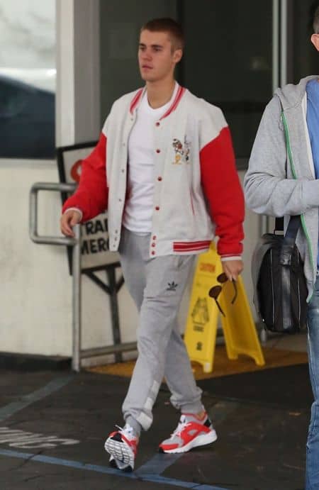 ジャスティン・ビーバー　Justin Bieber　ヘアスタイル　坊主　2回目　お気に入り　ヘアチェンジ　ヘアスタイル