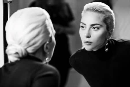 レディー・ガガ　Lady Gaga　ティファニー　Tiffany & Co.　スーパーボウル　アメリカンフットボール　広告　NY　放送