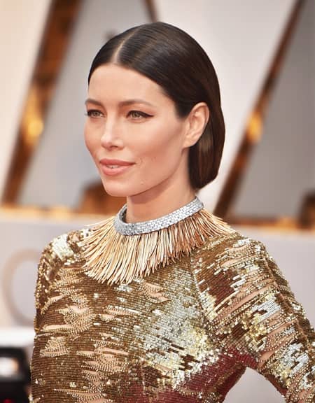ジェシカ・ビール　Jessica Biel　アカデミー賞　オスカー　ジュエリー　ティファニー　600カラット　綺麗　イエローダイヤモンド