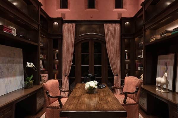 レディー・ガガのスーパーボウル御殿 22億円豪邸 AirBnB