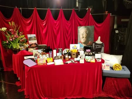 2017年第89回アカデミー賞　Swag Bag　お土産バッグの中身写真