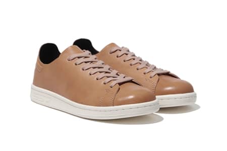 アディダス　Adidas　スタンスミス　スニーカー　セレブ　人気　レザー　先行発売　大人っぽい　一味違う　ブラウン　ベージュ