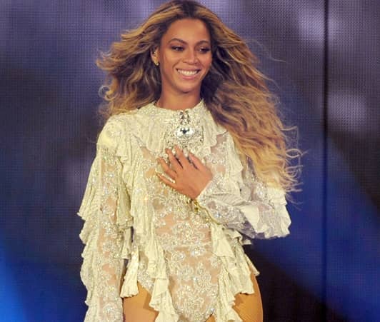 ビヨンセ　コーチェラ　出演中止　双子妊娠　 Beyonce Canceled Coachella Pregnant Twins 　