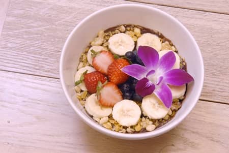 カフェ・カイラ　アサイーボウル　Cafe Kaila  Acai Bowl