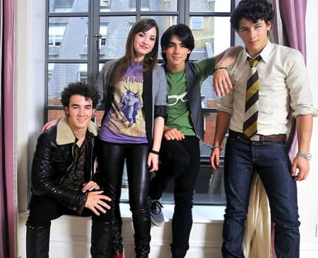 ジョー・ジョナス　デミ・ロヴァート　ケヴィン・ジョナス　ニック・ジョナス　ジョナスブラザーズ　キャンプ・ロック　Joe Jonas Demi Lovato Kevin Nick Jonas Brothers Camp Rock Movie