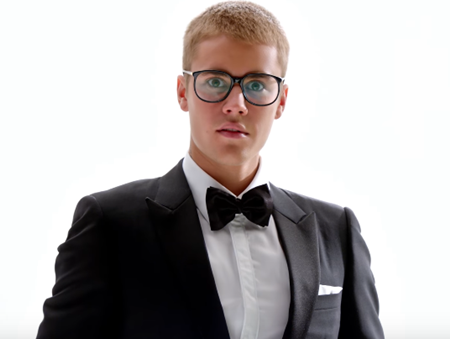 ジャスティン・ビーバー　CM  Tモバイル　スーパーボウル　アメフト　Justin Bieber Super Bowl  Football
