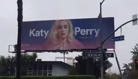 ケイティ・ペリー ビルボード広告 Katy Perry New Song Release  Billboard Ad