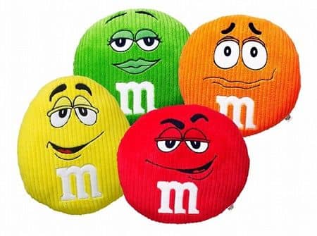 M&M'S エムアンドエムズ クッション プレゼント