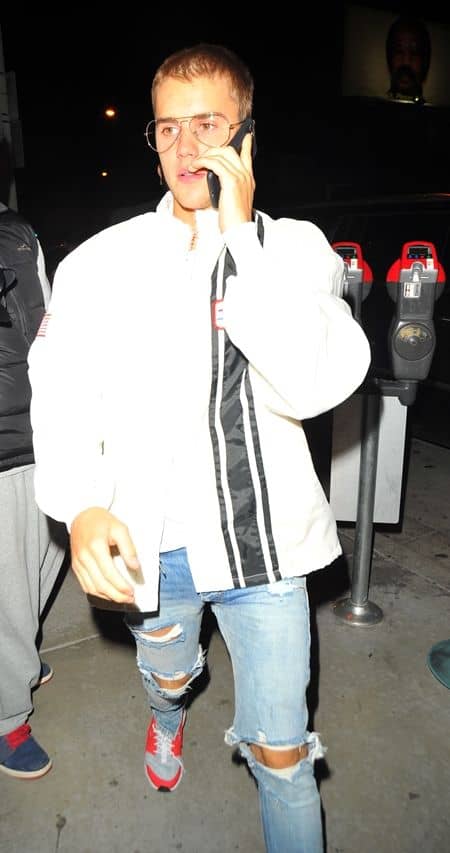 ジャスティン・ビーバー　Justin Bieber 　最新　コーディー・シンプソン　ディナー　LA　マネージャー　スクーター･ブラウン　Scooter Braun　来日