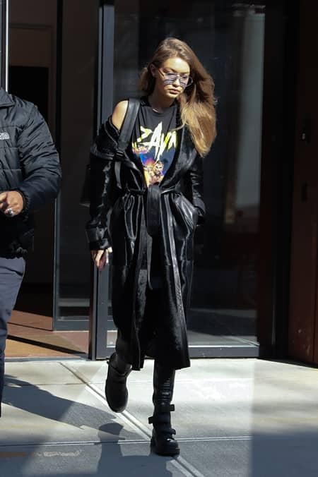 ジジ・ハディッド　Gigi Hadid　ゼイン・マリク　Zayn Malik 　バレンタインデー　Tシャツ　ゼインオフィシャルショップ　愛　ラブラブ