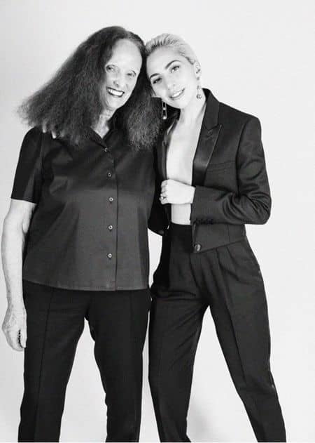 レディー・ガガ　Lady Gaga　ティファニー　Tiffany & Co.　スーパーボウル　アメリカンフットボール　広告　NY　放送