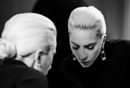 レディー・ガガ　Lady Gaga　ティファニー　Tiffany & Co.　スーパーボウル　アメリカンフットボール　広告　NY　放送　ハーフタイムショー　2017年